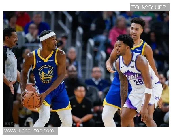 勇士与爵士首场对决精彩回顾与赛后分析